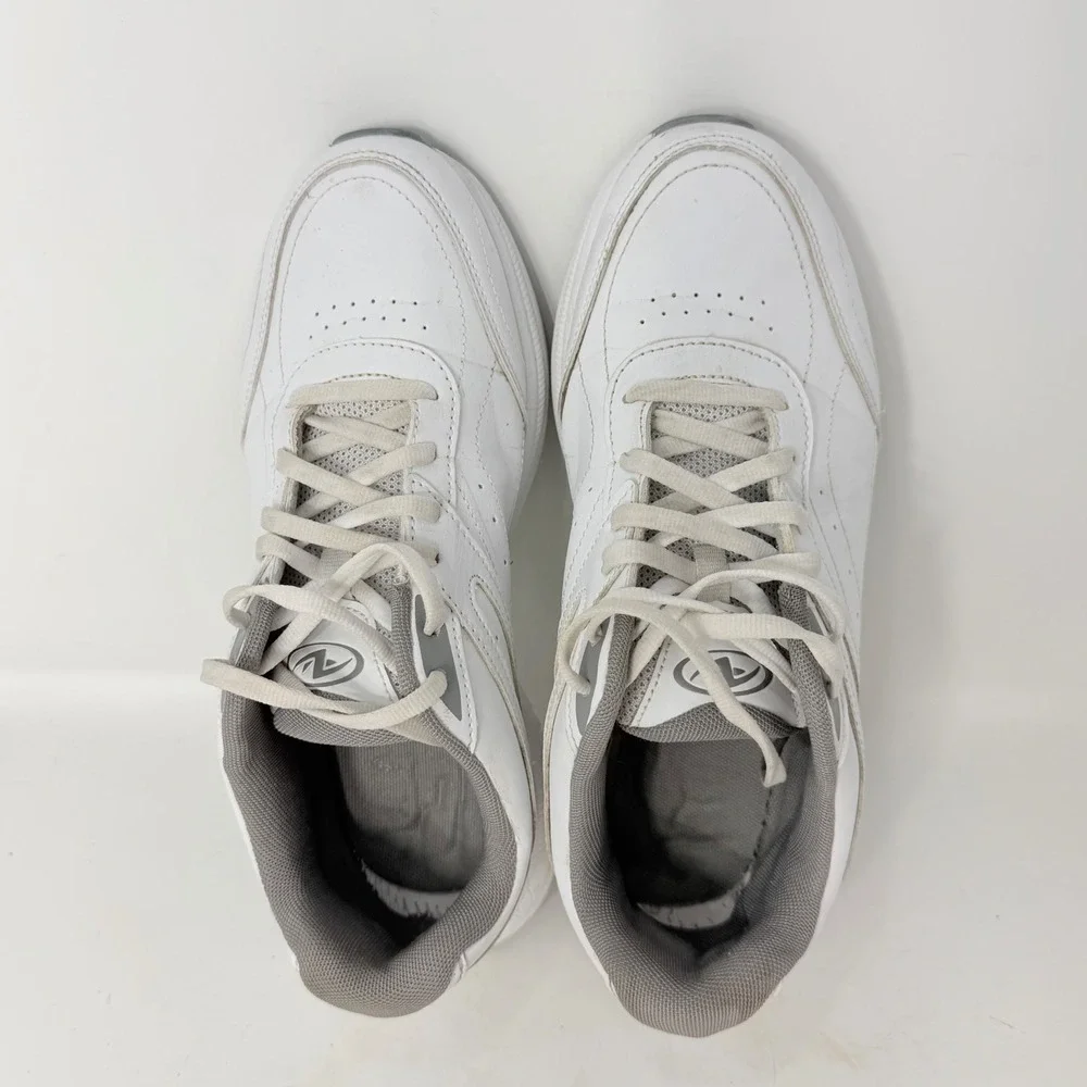 Athletic Works Mens 8.5 White Walking Sneakers MNAW22JT001 Chunky Dad Shoes